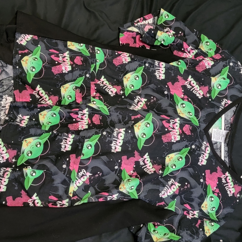 Tooniforms star wars grogu scrub top